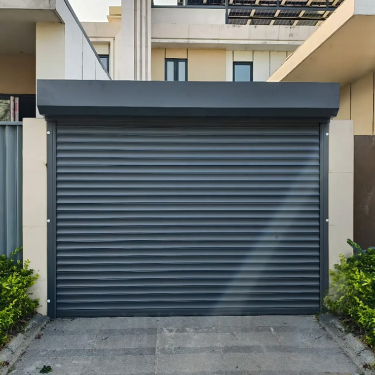 „Smart Up Doors“ pristatomos intelektualiosios eros: nuotolinio valdymo ir automatinio jutimo funkcijos tampa akcentu