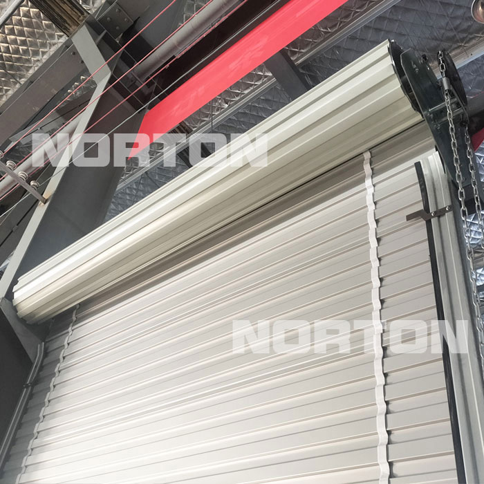 Susukamų durų montavimo vadovas: ar atkreipėte dėmesį į šias detales?