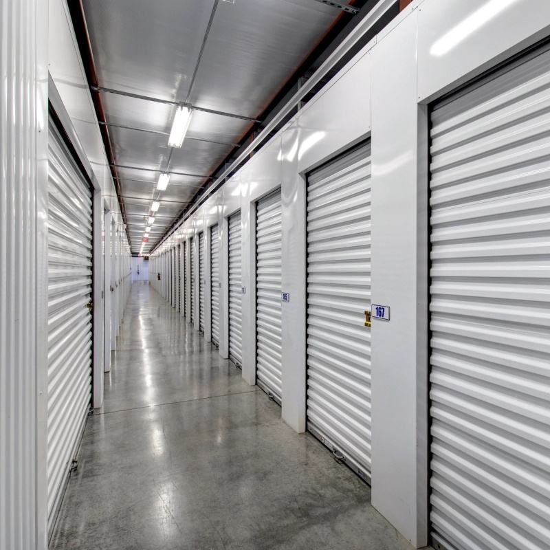 Plieninės susukamos durys